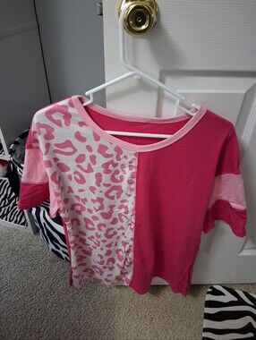 Women's unbranded animal print top